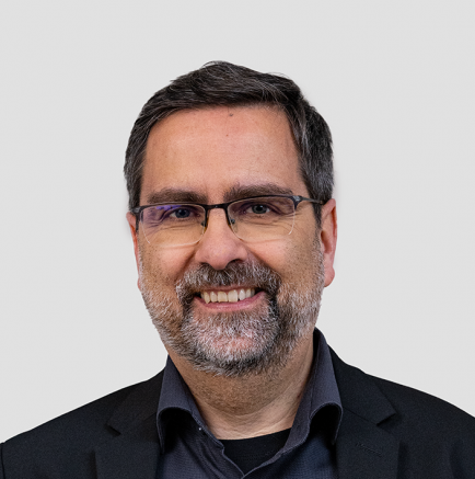 Dr. Rainer Behrend